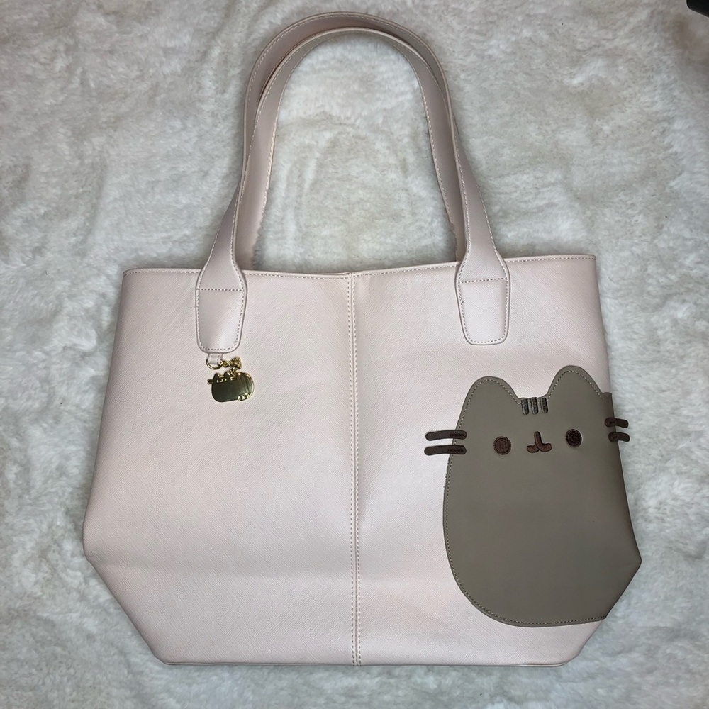 Loungefly Pusheen Tote